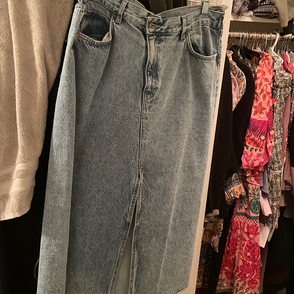 Denim midi skirt with front slit